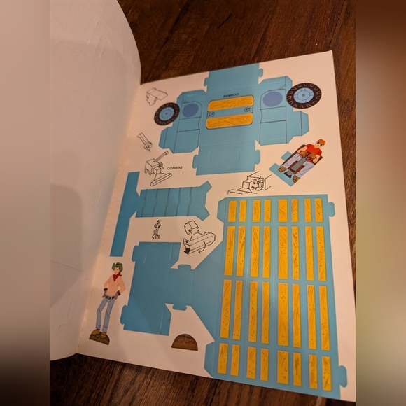 Vintage 1978 Tiny Farm paper craft Press-Out Book a Whitman book - Picture 6 of 9